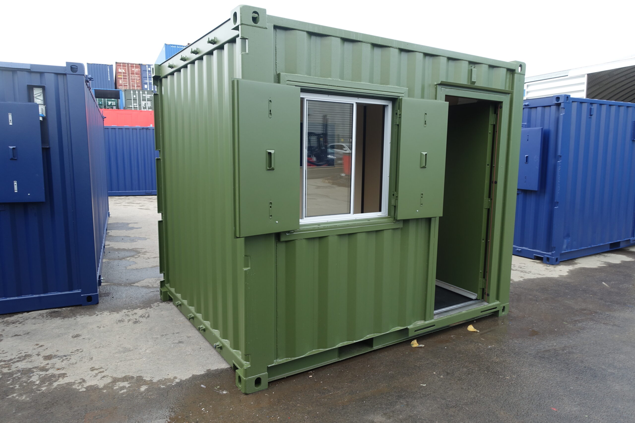 10ft accommodation container